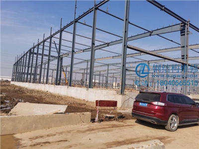 湖北省孝感市漢川富川網營物聯大型鋼結構廠房安裝
